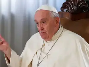 Pope Francis to make first public appearance tomorrow after weeks of hospitalisation